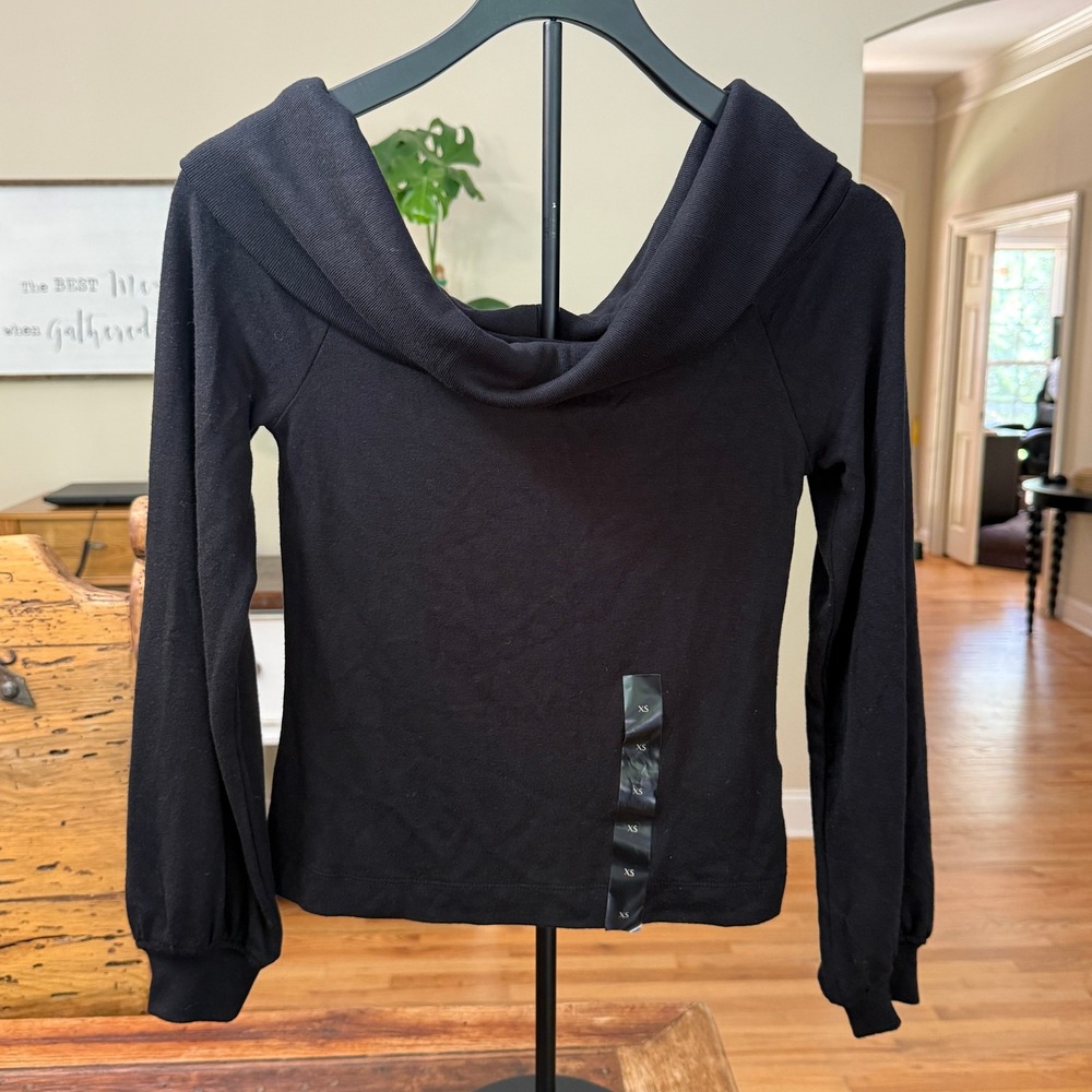 Banana Republic Soft Luxe Black Off The Shoulder Balloon Sleeve Top XS Timeless